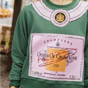 QUEEN OF SPARKLES Champagne Sweatshirt